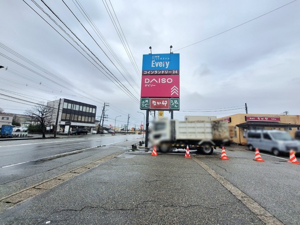 なか卯富山豊田店3