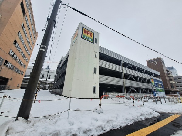 NPC富山駅前パーキング6