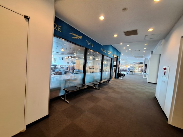 エアポートキッチン6