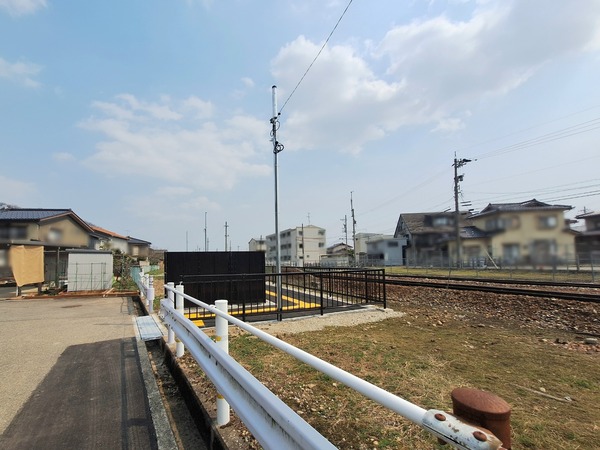 西富山駅西側6