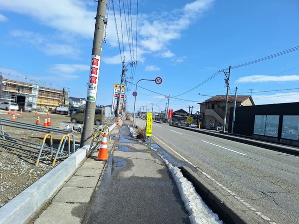 クスリのアオキ婦中東店4