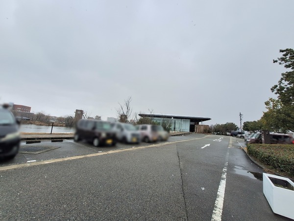 富岩運河環水公園平面駐車場7