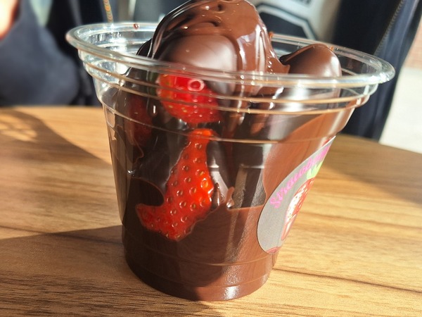 ストロベリーチョコ食レポ7