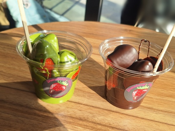 ストロベリーチョコ食レポ1