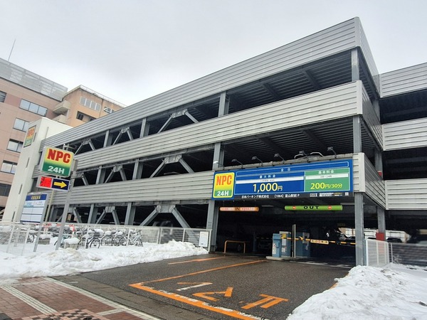 NPC富山駅前パーキング1