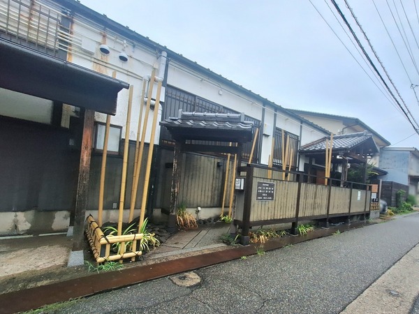 高原鉱泉休業7
