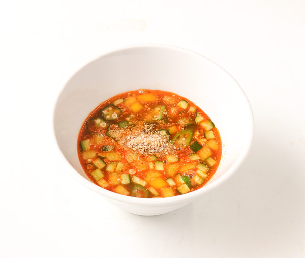 新潟みそ季節野菜のピリ辛涼味つけめん