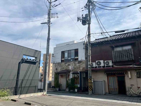 すし 黒衣(くろご)