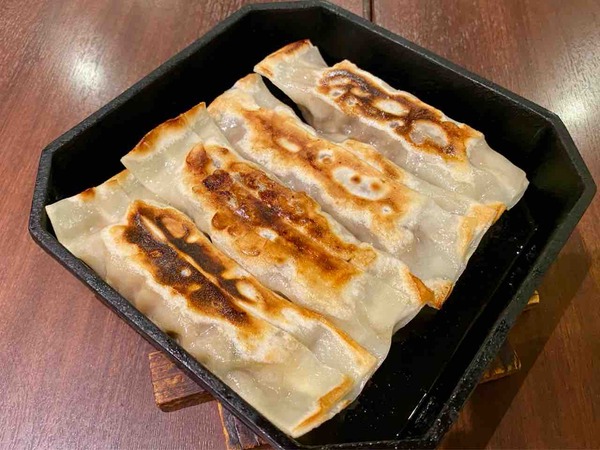 紅虎餃子房 新潟店