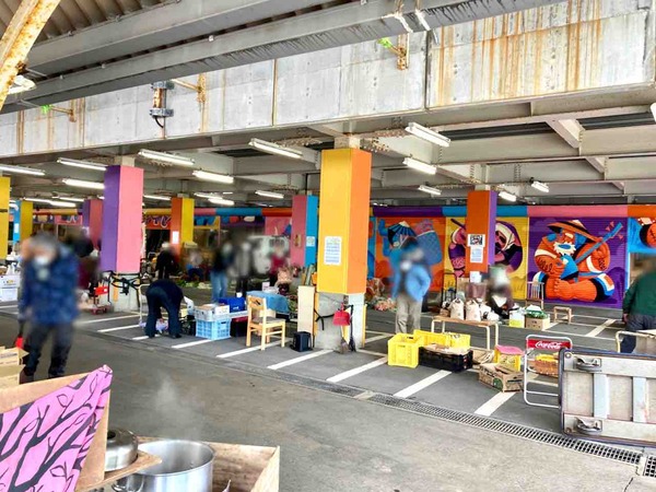 白山市場 DE 朝食を