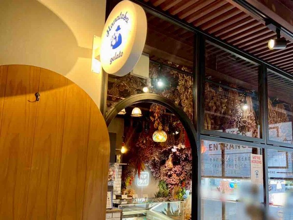 しるきーももんぶらんパフェ