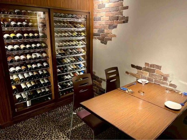 Bistro Refectorium（レフェクトリウム）