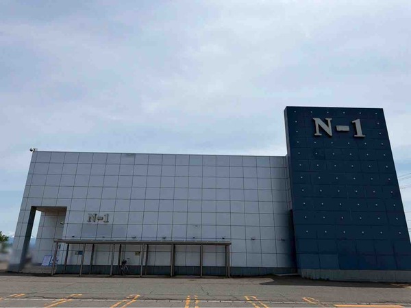 エヌワン葛塚店（N-1）