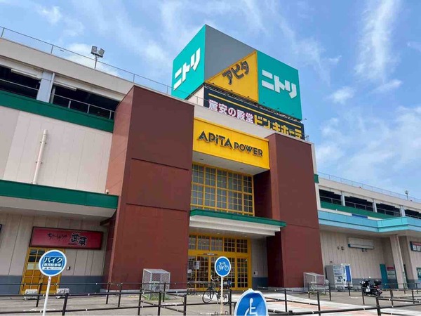 サンリオカフェワゴン サンリオクレープ号