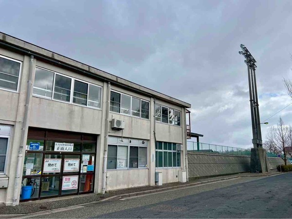 鳥屋野公園球技場