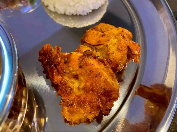 グルンインドネパールレストラン