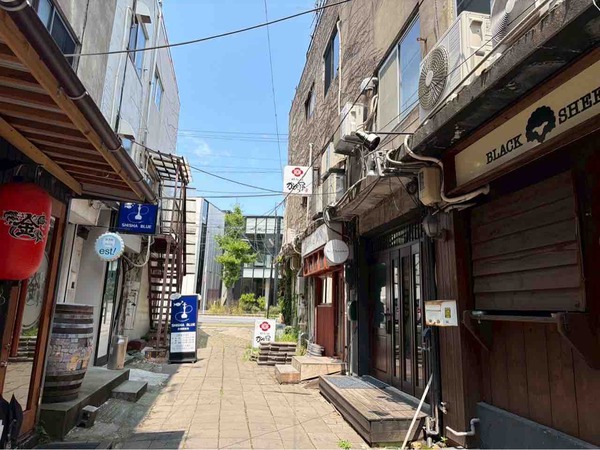 CURRY SHOP B.