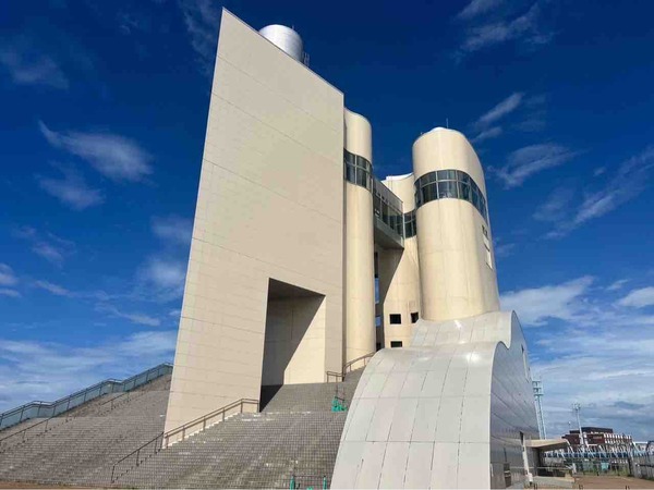 光と船のキラメキ！山の下夜遊びランド
