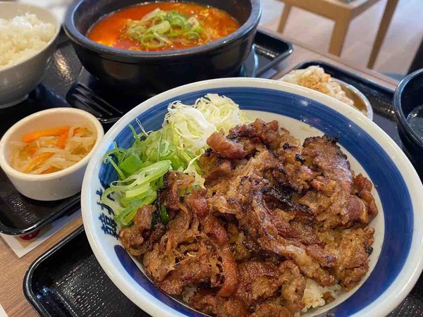 韓丼