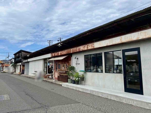 沼垂テラス朝市