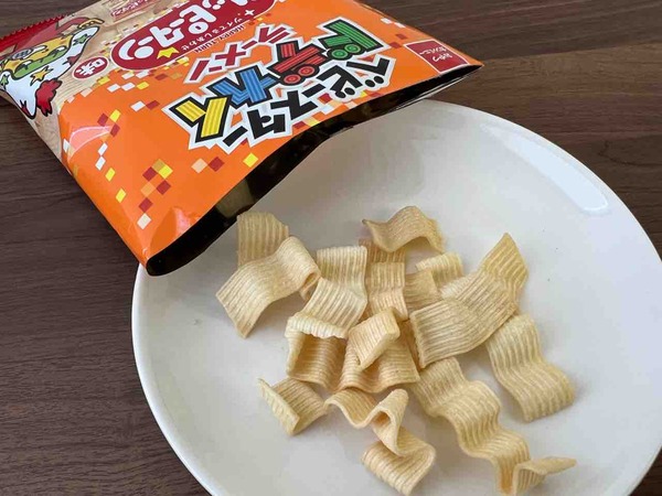 ベビースタードデカイラーメン ハッピーターン味
