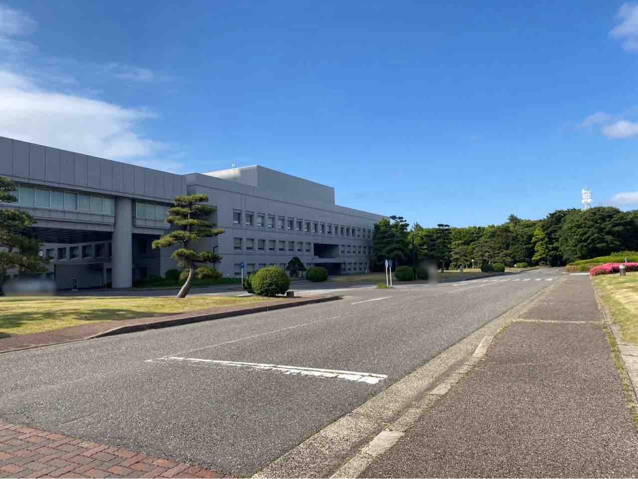 警察車両がパレード！ヘリコプターも！？『新潟県庁』構内で『令和6年度 新潟県警察視閲式』開催！6月8日。 : にいがた速報 - 新潟県新潟市の ...
