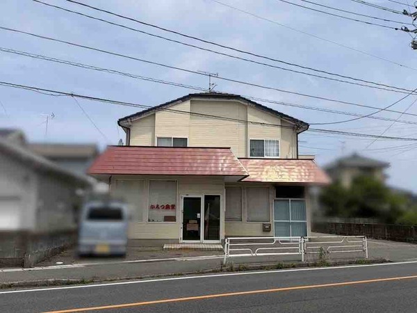かえつ食堂