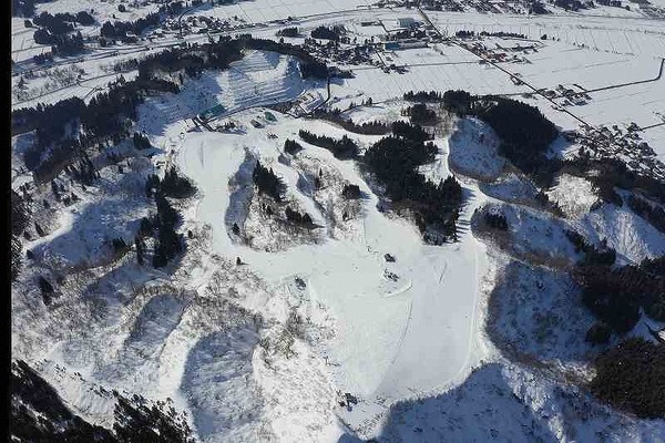 八海山麓スキー場俯瞰写真