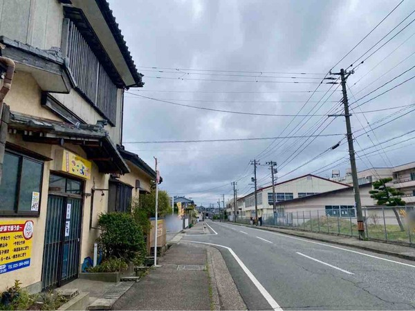熟成炭火やきとりと煮込みのここよ