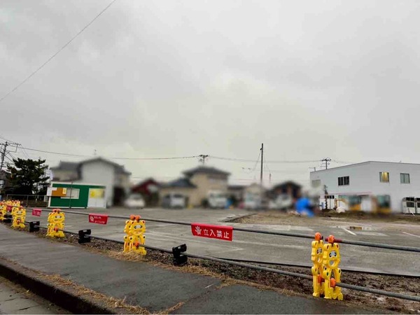 ファミリーマート 新潟石山店