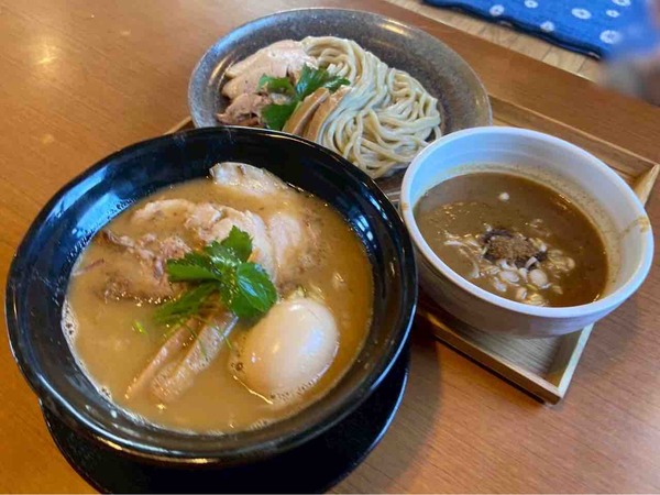 麺や 燈花(とうか)