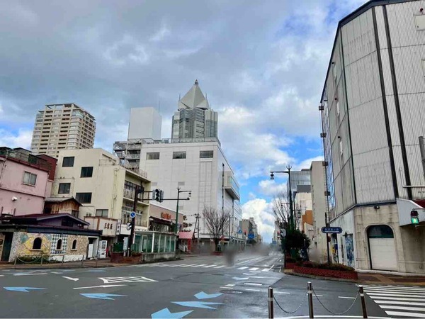 ロイヤルホスト 西堀通店