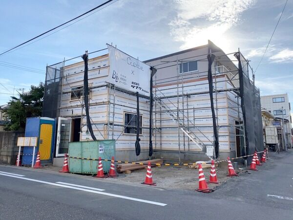 っxj
