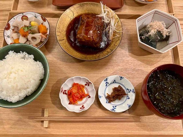 越後たくぞう