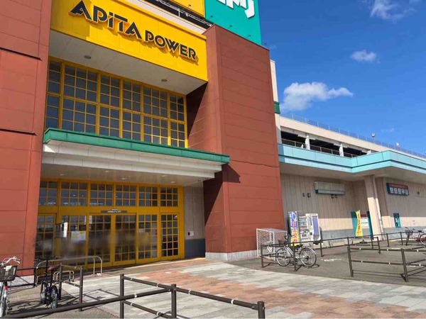 サンリオクレープ号 アピタ 新潟亀田