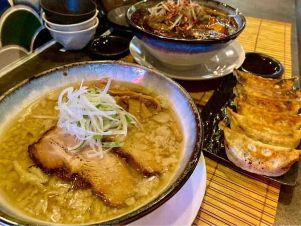 煮干中華つなぐ