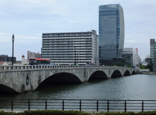 16dbbcff01ed247563c9eb0352263d5e_s