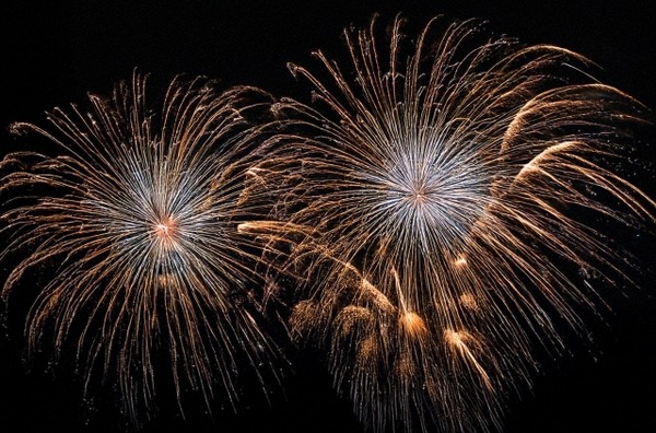 くろとりみんなの花火 越光里