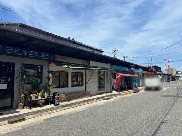 沼垂テラス朝市 レトロナヌッタリ