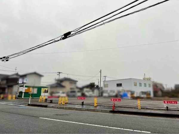 ファミリーマート 新潟石山店