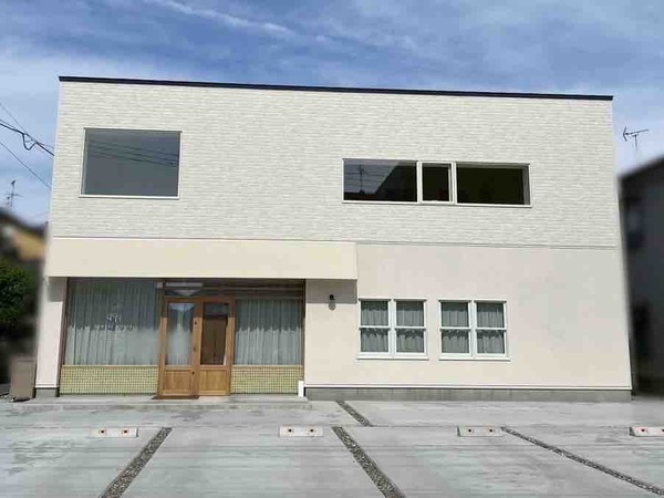 irodori DENTAL HOUSE（イロドリ デンタル ハウス）