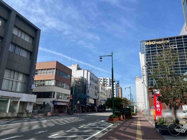 西堀地下駐車場 壁画