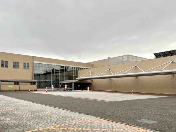 新潟県立図書館