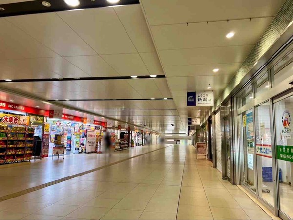 新潟駅 臨時手荷物預かり所