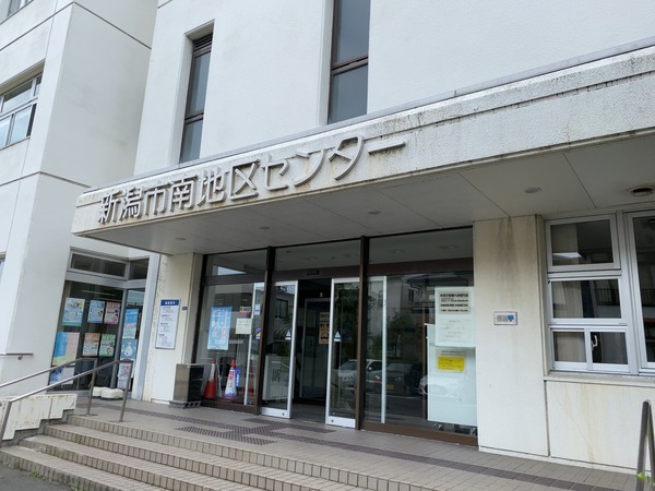 111から臨時休館 鳥屋野図書館_200924_11