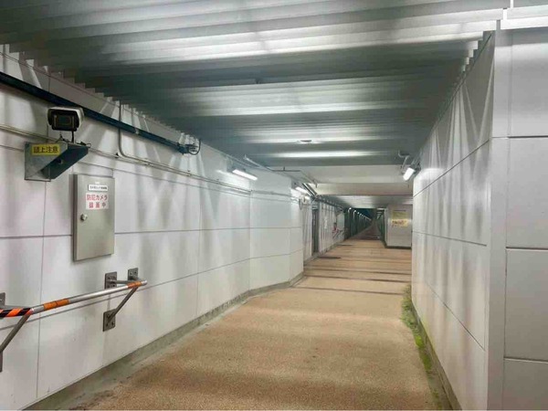 新潟みなとトンネル 自歩道