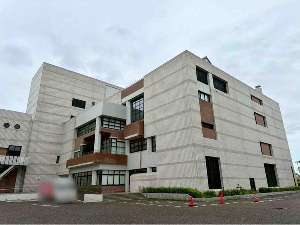 新潟市音楽文化会館