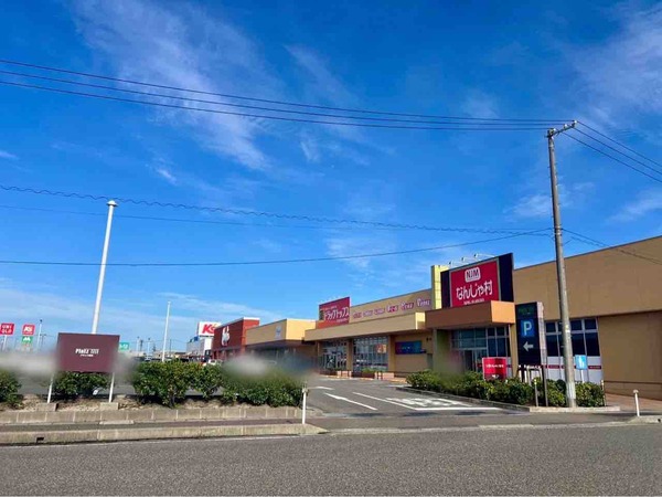 なんじゃ村 亀貝店