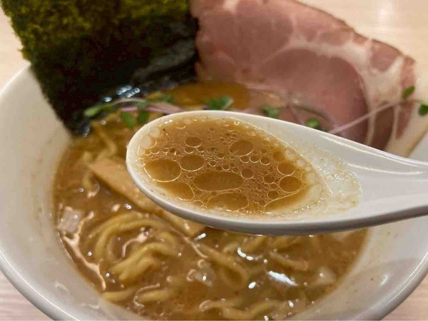 牡蠣と昆布のらー麺専門店MANNISH