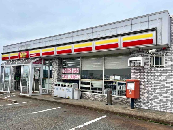 ニューデイリーヤマザキ 豊栄鳥屋店
